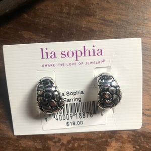($18) Lia Sophia NWT earrings